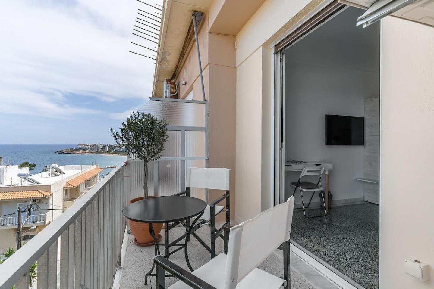 On The Port Apartment Rafína Екстериор снимка